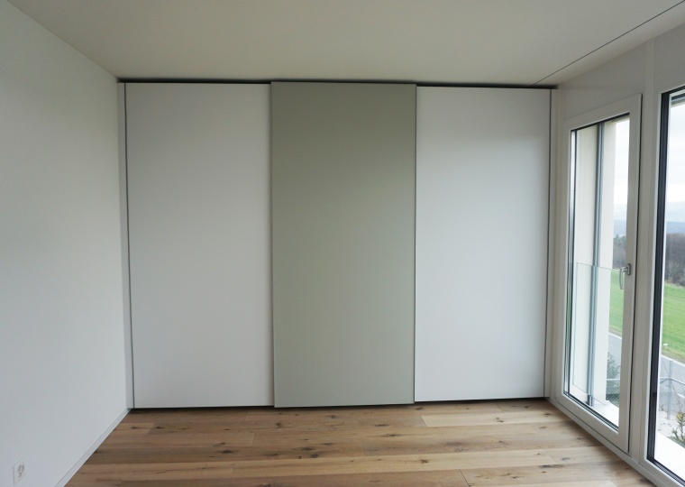 Schiebetürschrank 1
