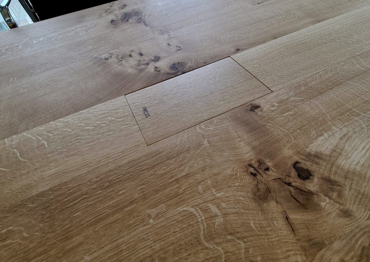 Konferenztische Eiche